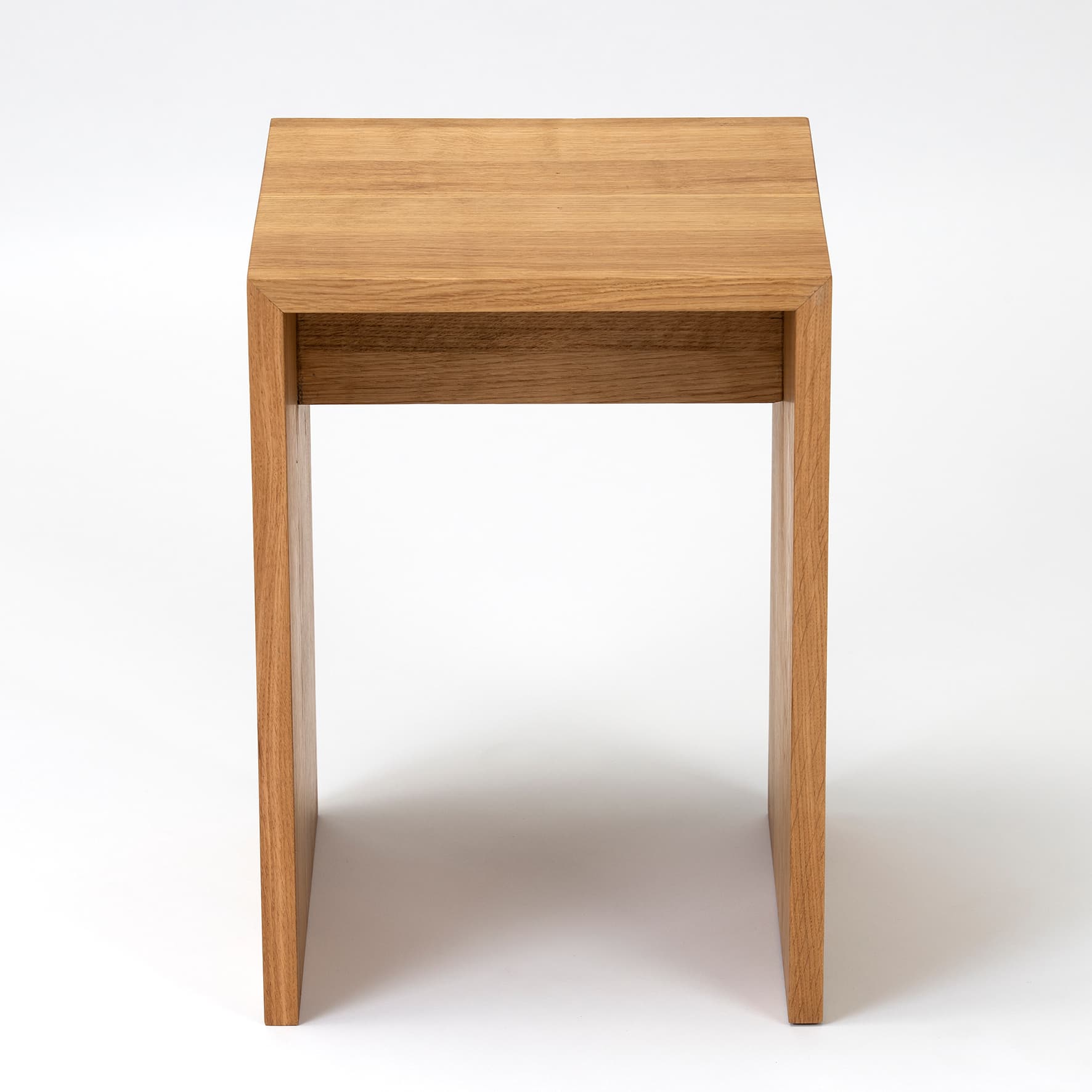Eiken Stool
